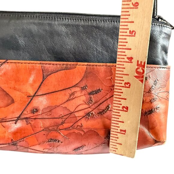 C.L. Whiting Leaf Leather Crossbody Bag With Leaf Design - Picture 4 of 7